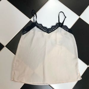 No Comment Y2K Cami Spaghetti Strap Tank Top V Neck Cream Crepe Lace Black Trim